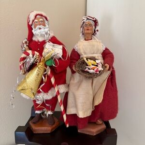 Vintage French Santon Santa & Mrs. Claus Figurines – Handmade Pure Clay, 8” Tall